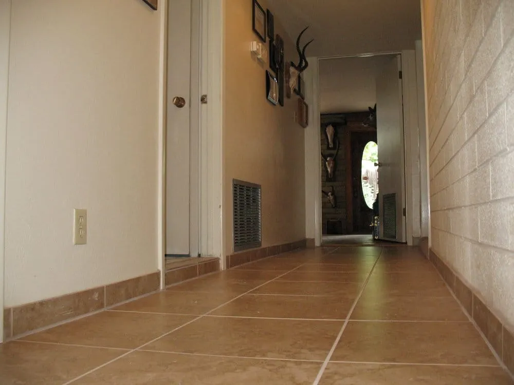 Slide of Eli The Handyman