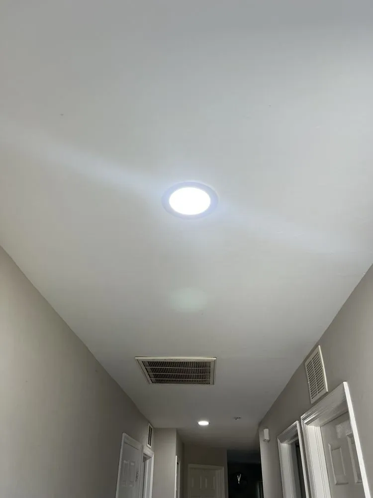 Slide of Elio Morales Handyman Services