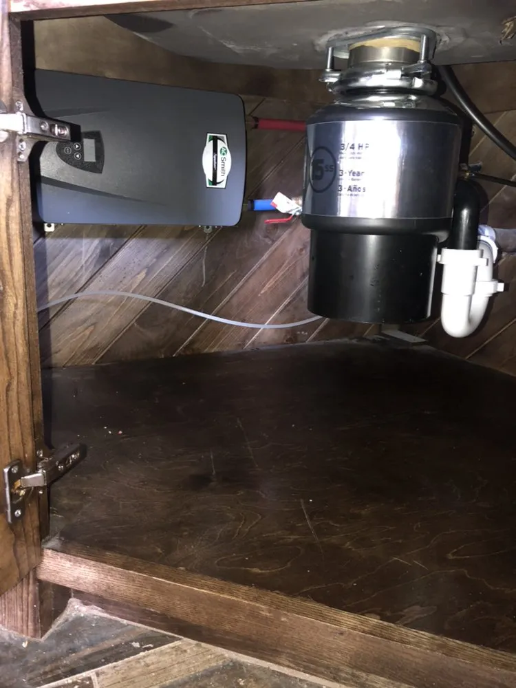 Slide of Eli's Plumbing Services