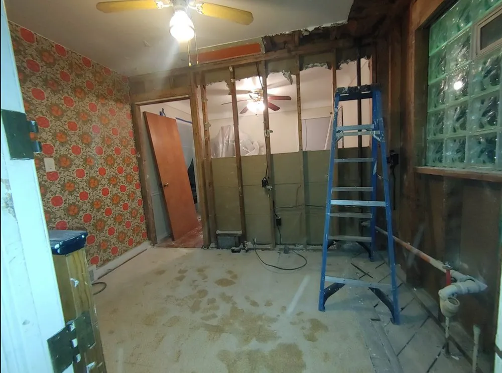 Emergency drain cleaning for homes in Detroit, MI by Elite All Purpose Enterprise