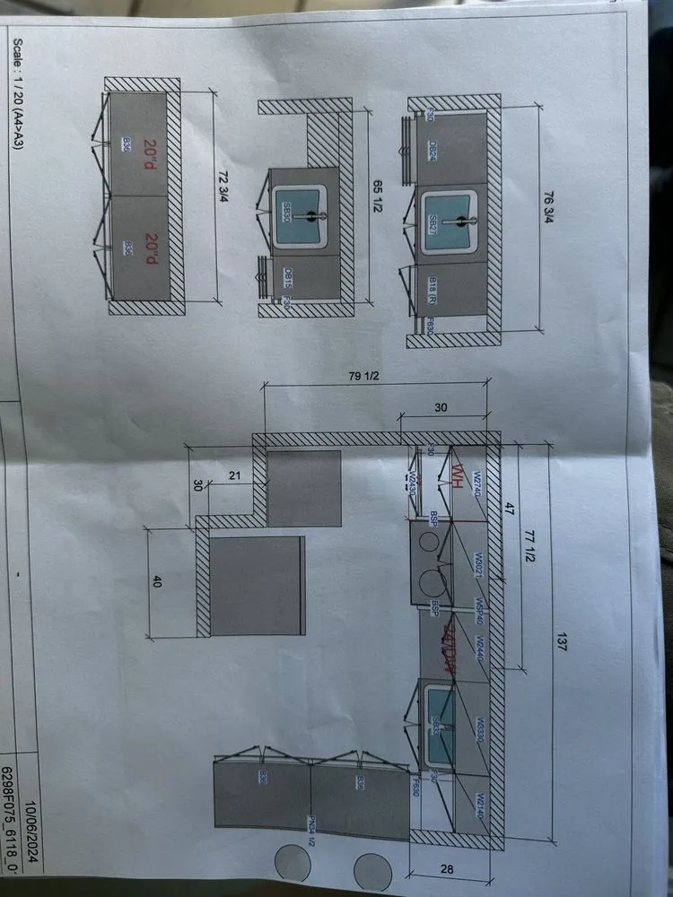 Slide of Elite Bees Builder