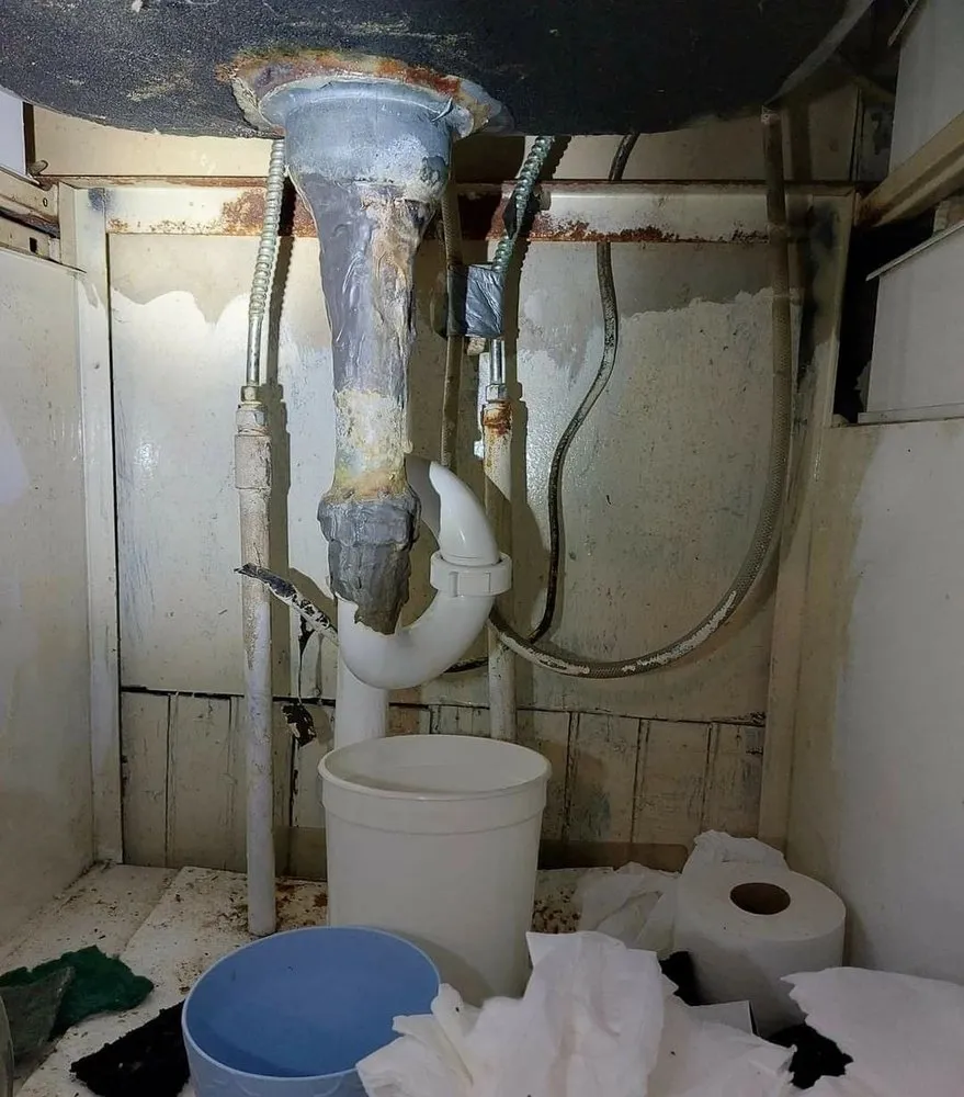 Slide of Elite Clog Busters