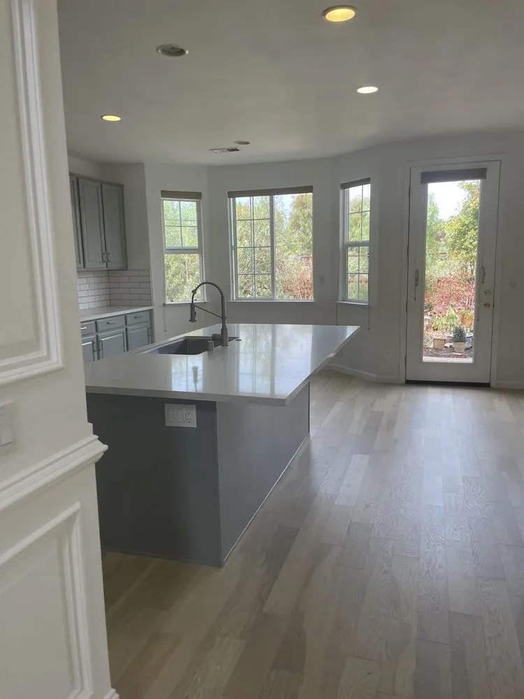 Slide of Elite Construction