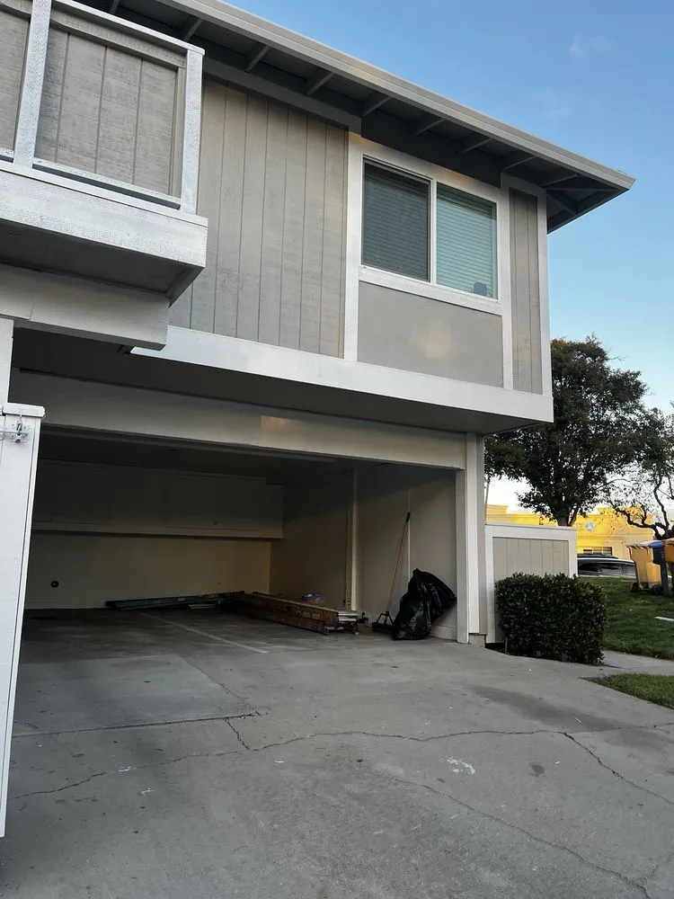 Slide of Elite Construction