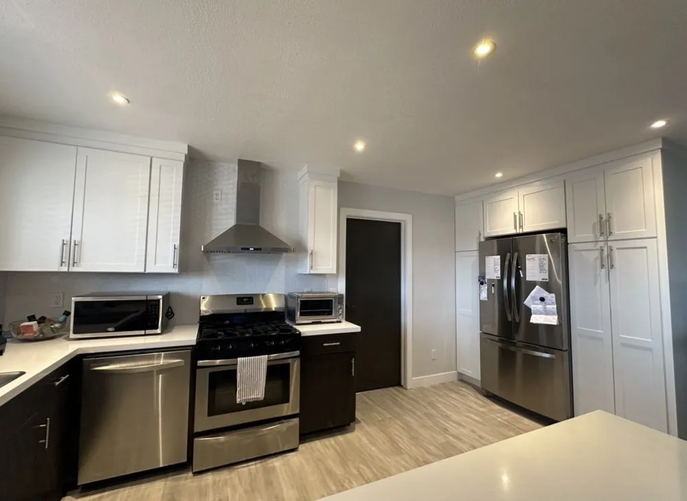 Slide of Elite Construction