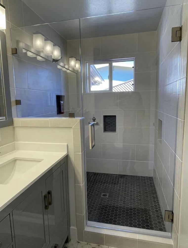 Slide of Elite Construction