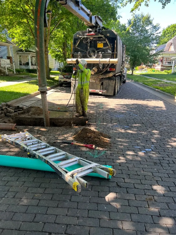 Emergency pipe repair in Stoutsville, OH by Elite Dain Solutions