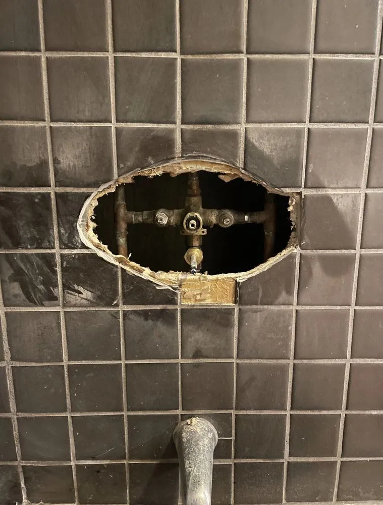 Professional emergency plumbing experts serving Honolulu, HI - Elite Drain Services LLC