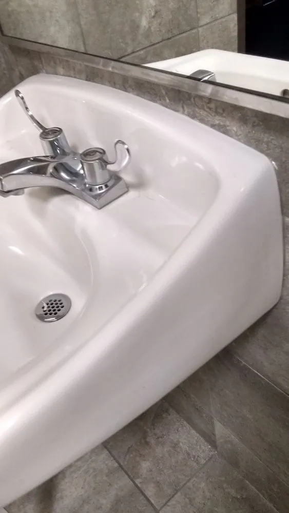 Slide of Elite Plumbing Professional's