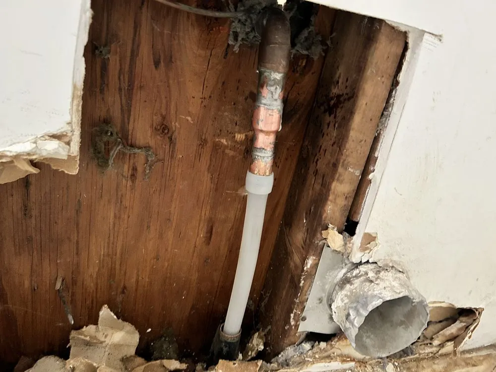 Slide of Elite Plumbing Pros