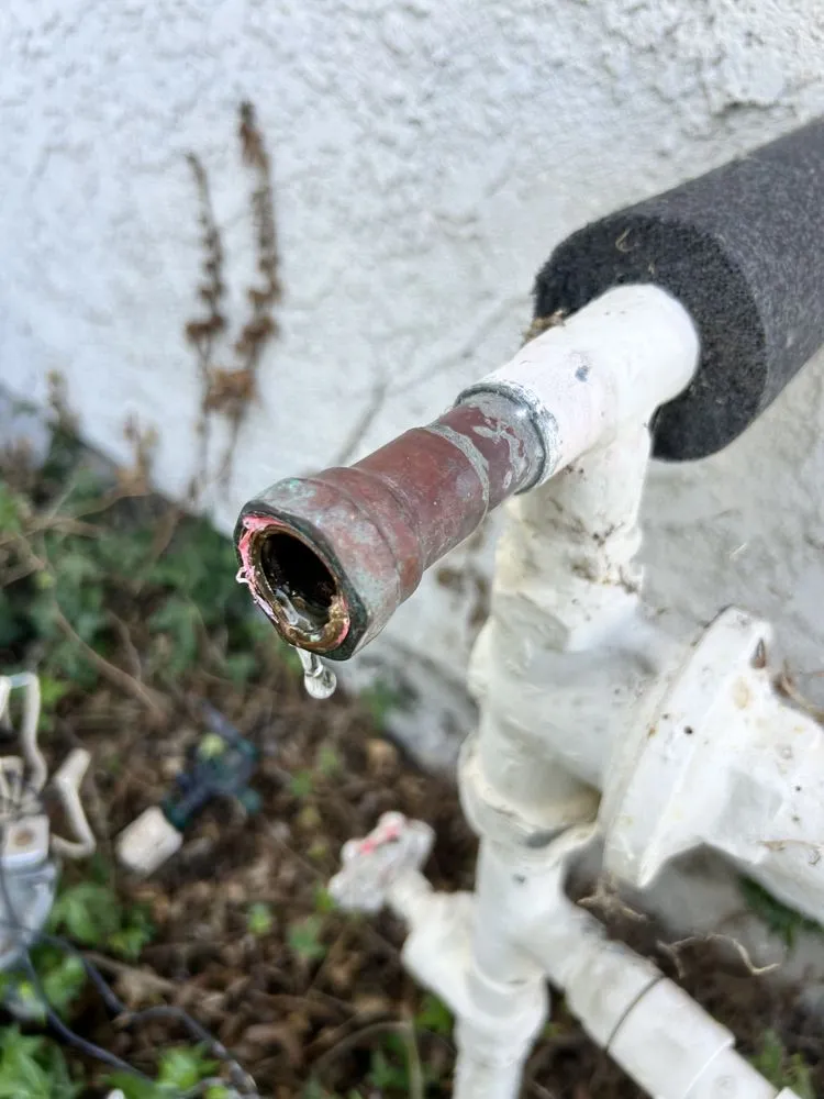 Slide of Elite Plumbing Pros