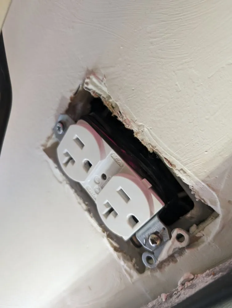 Slide of Elite Repair Service