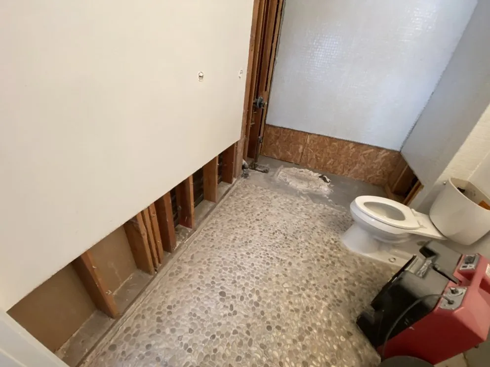 Slide of Elite Solutions Restoration