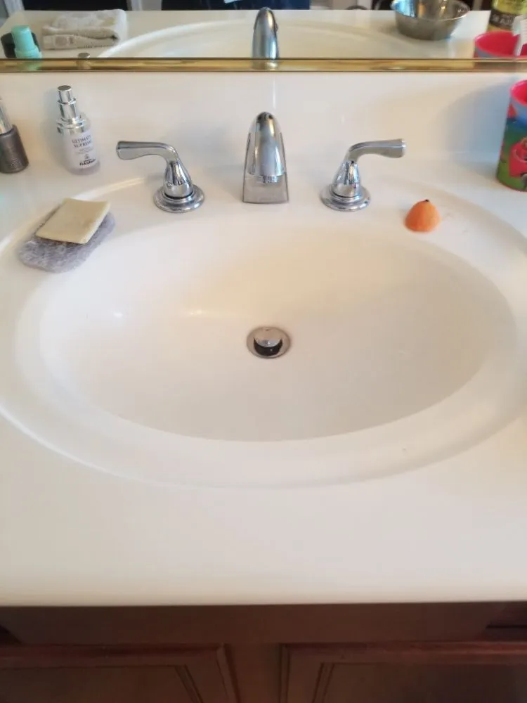 Slide of Ellie's Services