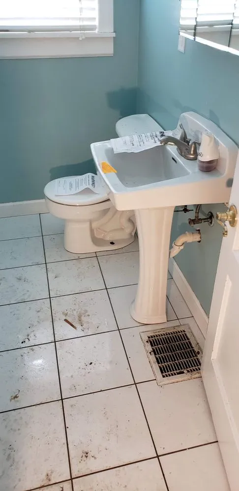 Slide of Elliott Plumbing Services