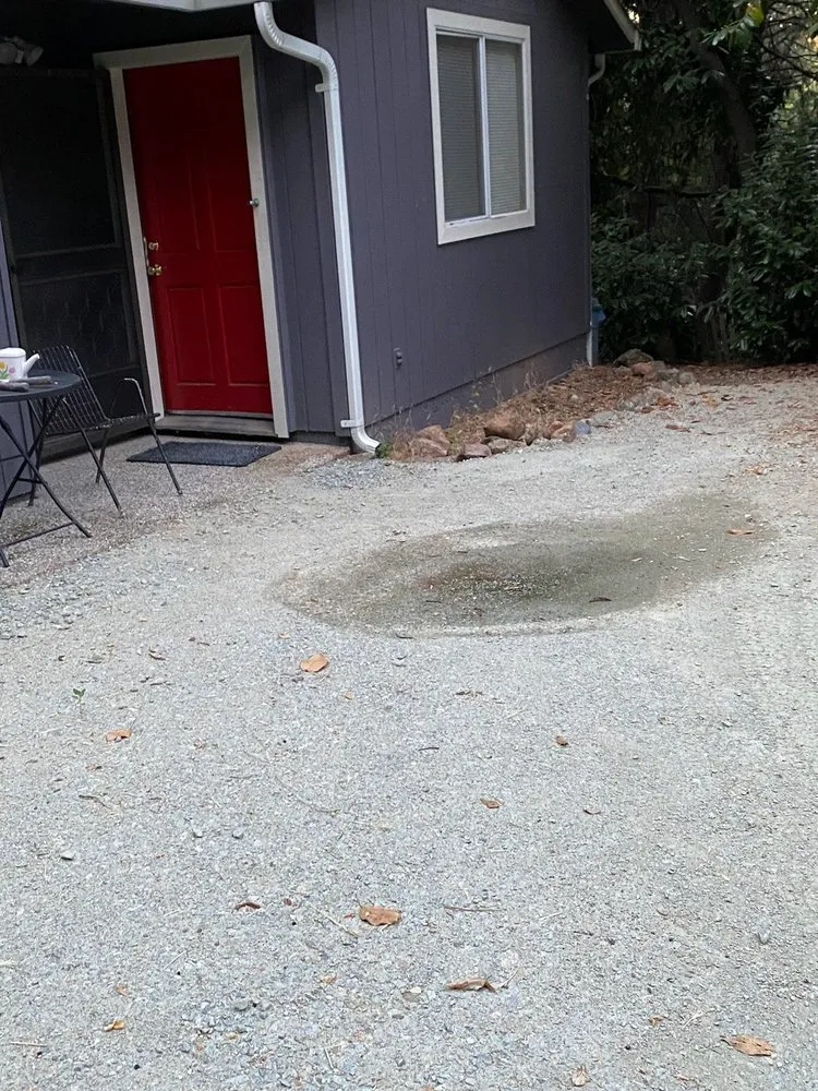 Slide of Elliott's Blue Collar Plumbing