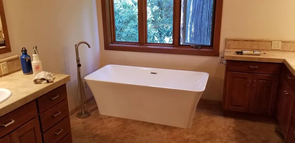 Slide of Elliott's Blue Collar Plumbing