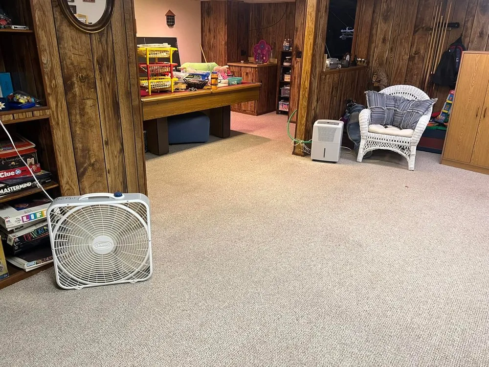 Slide of ElmBrook Handyman