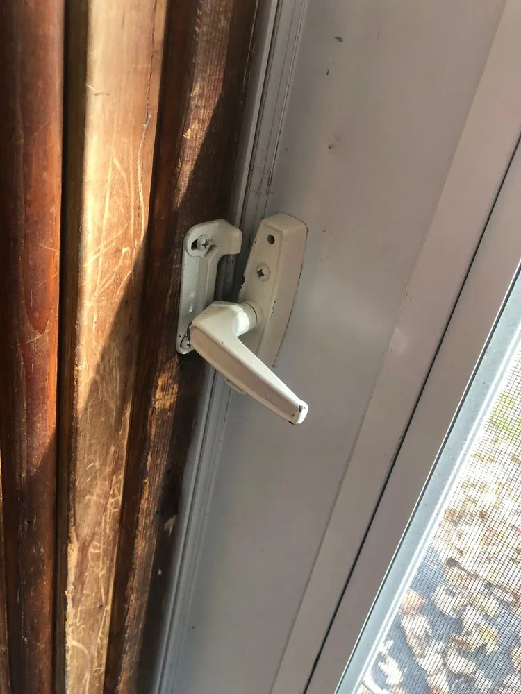 Slide of ElmBrook Handyman