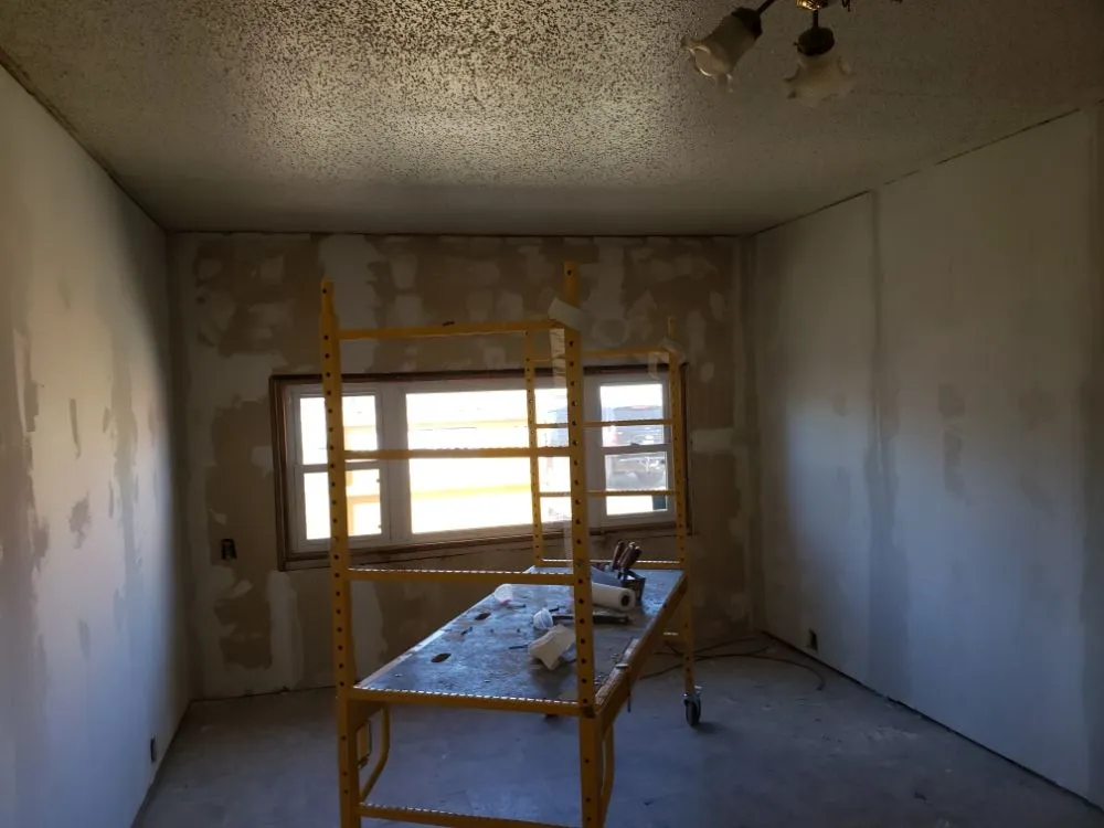 Slide of ELR Handyman Services