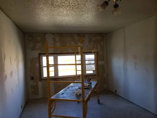 ELR Handyman Services Logo