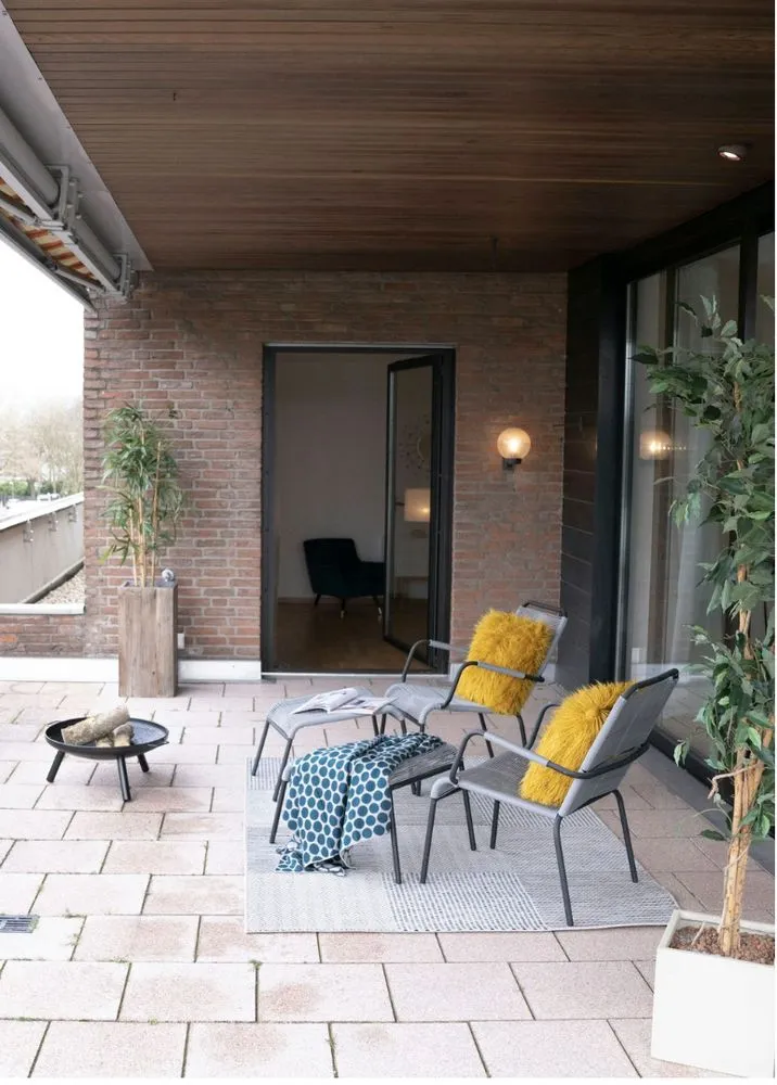 Slide of ELS Project Management