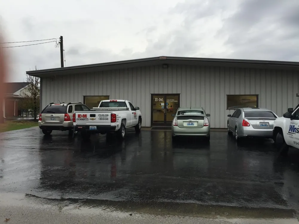 Slide of E&M Heating, Plumbing & Air Conditioning