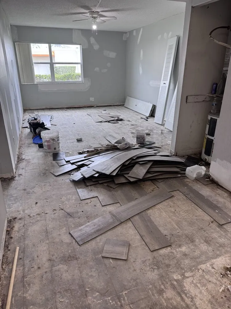 Slide of E&M Leon Construction