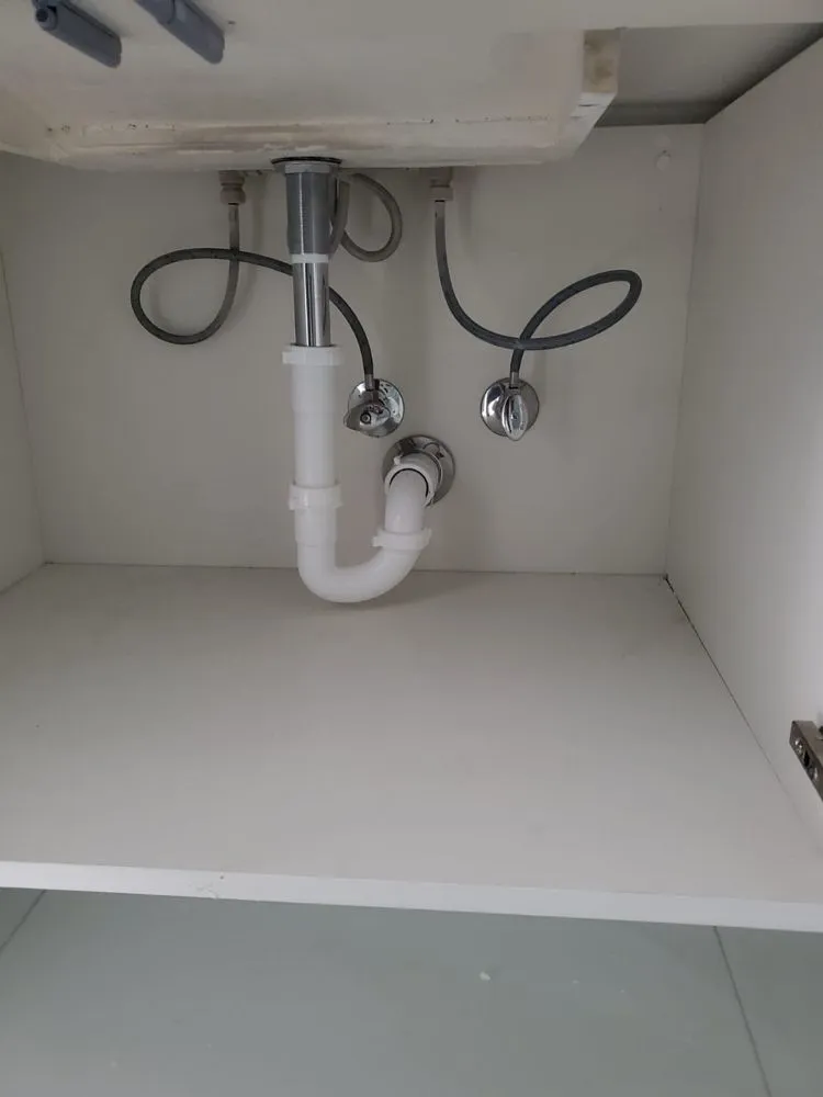 Slide of E&M Service And Repair