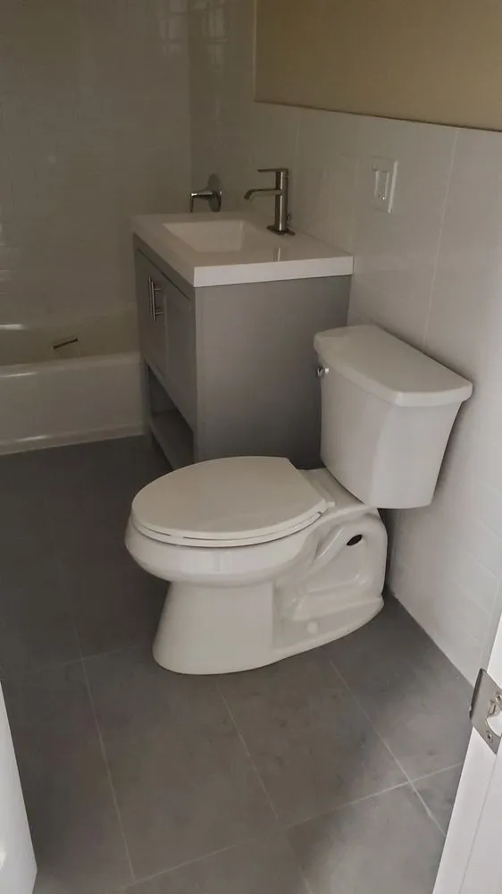 Affordable water heater service experts serving Brooklyn, NY - Emergency Piping & Heating