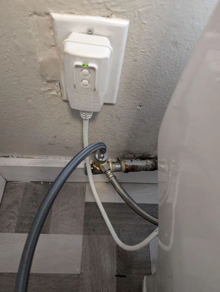 Slide of Emergency Plumber