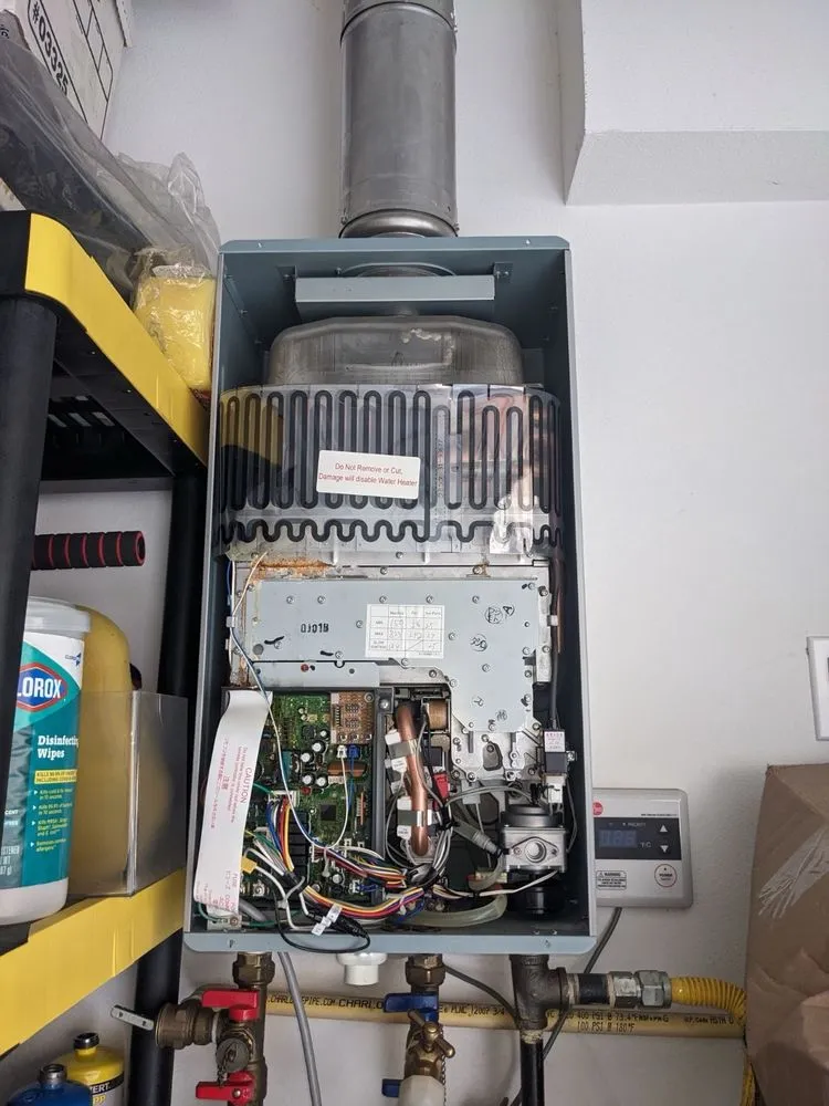 Slide of Emergency Plumber