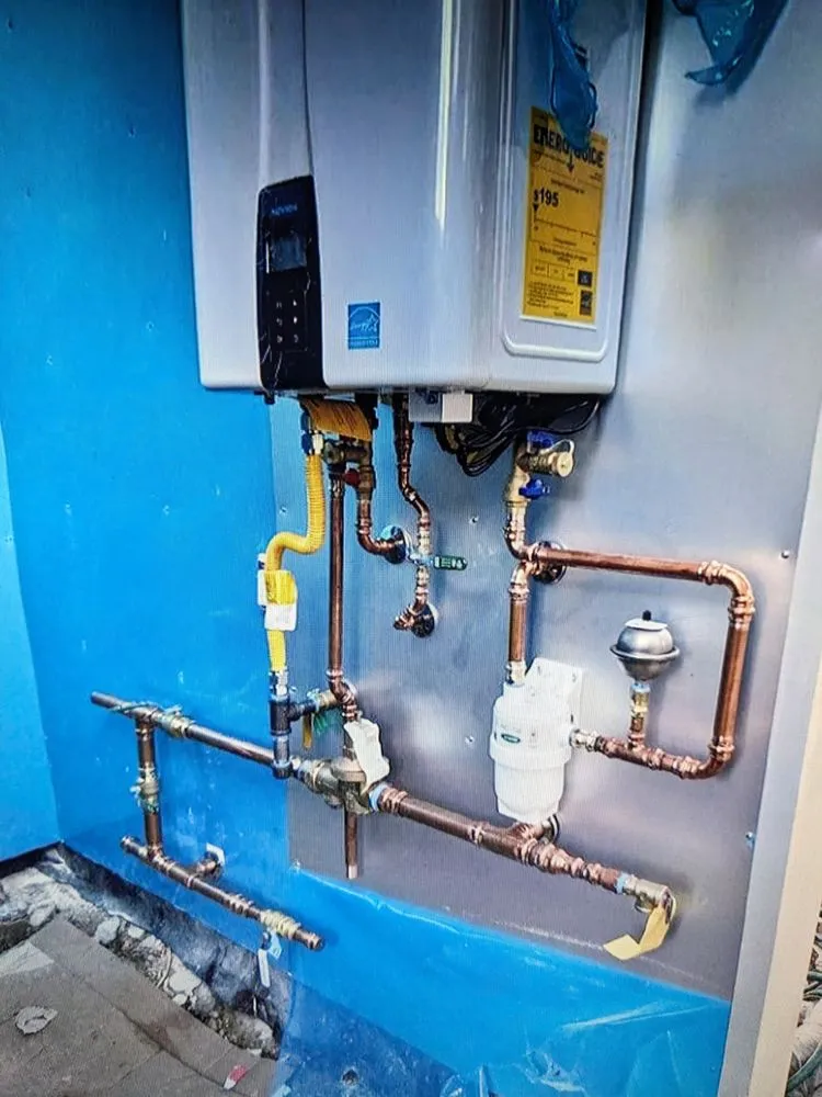 Slide of Emergency Plumber