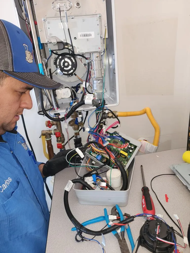 Slide of Emergency Plumber