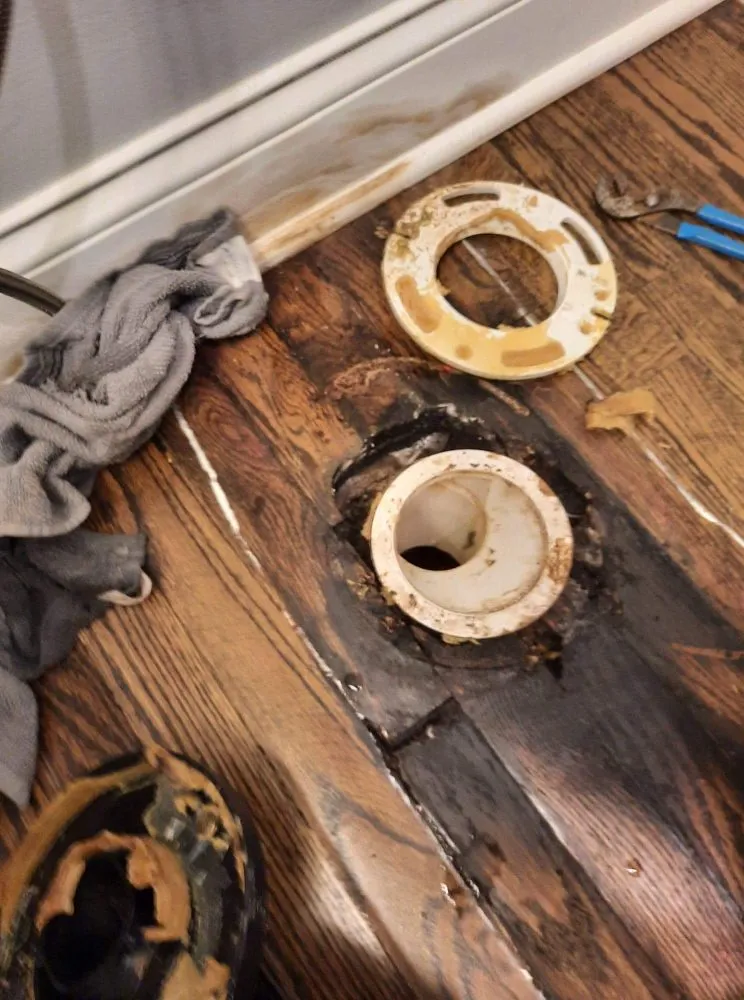 Slide of Emergency Plumbers Good Guys