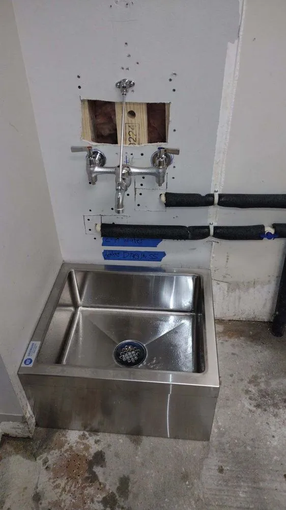 Trusted plumbing repair experts serving Tampa Bay, FL - Emergency Plumbing And Drain Services