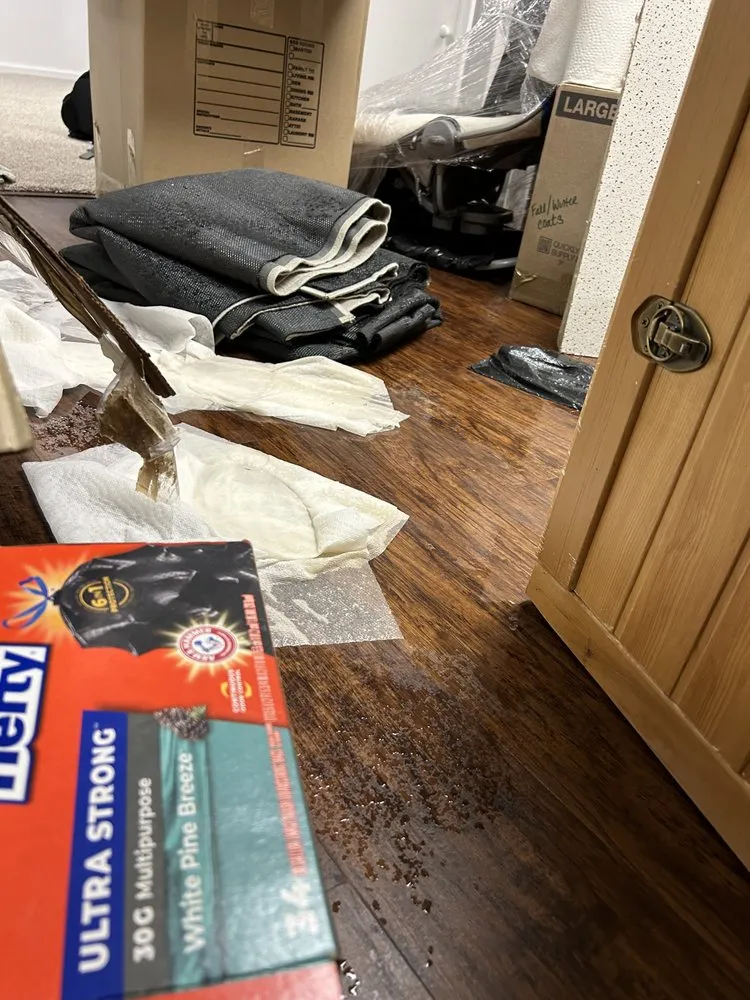 Quality water heater service in Highland Park, IL by Emergency Plumbing