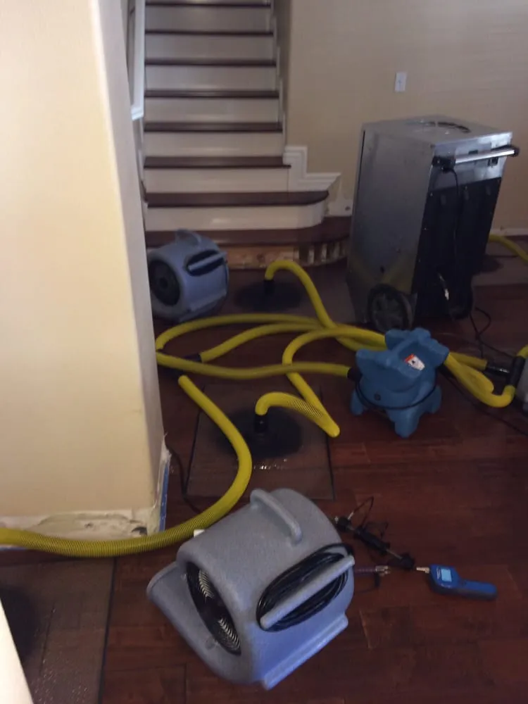 Slide of Emergency Plumbing Solution