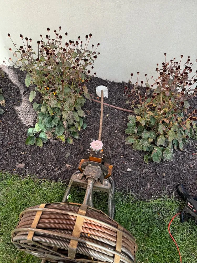 Slide of Emergency Rooter Plumbing & Repair Services