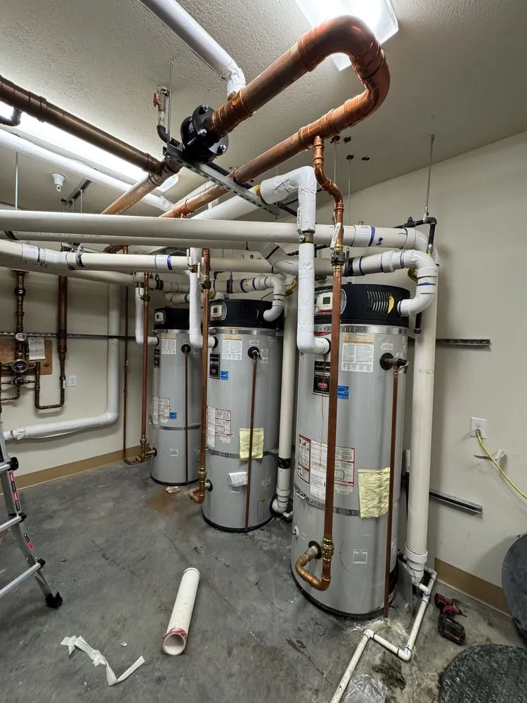 Slide of Emergency Rooter Plumbing & Repair Services