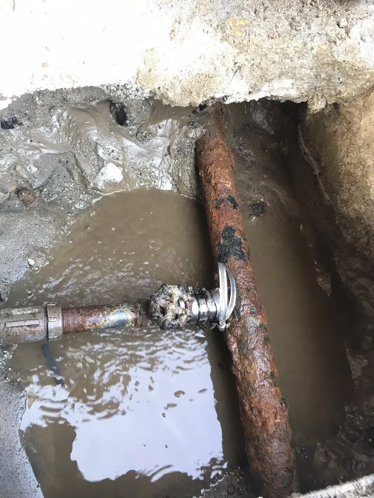 Slide of Emergency Rooter Svcs Inc