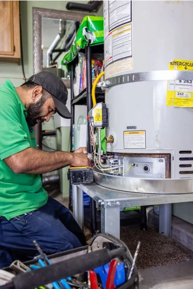 Emergency emergency plumbing service in Stockton, CA - Emergency Water Heater & Plumbing