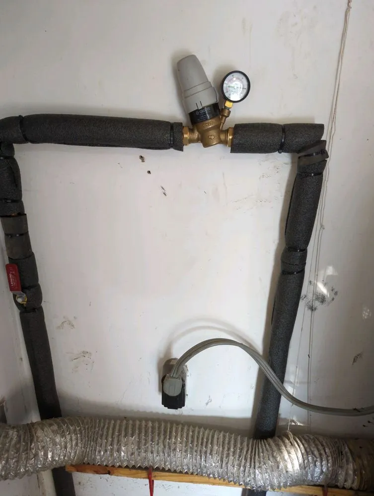 Slide of Emerson Plumbing Repair & Drain Cleaning