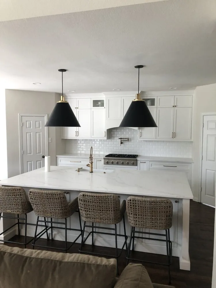 Slide of EMI General Contractors