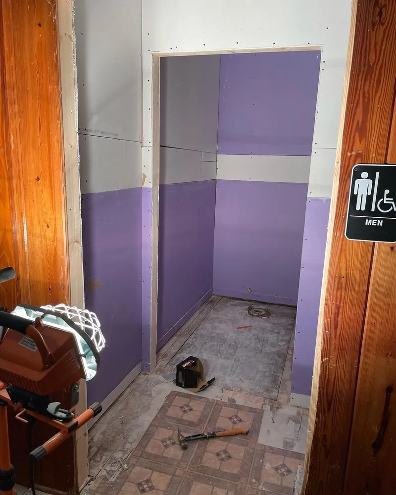 Slide of Emile handy services