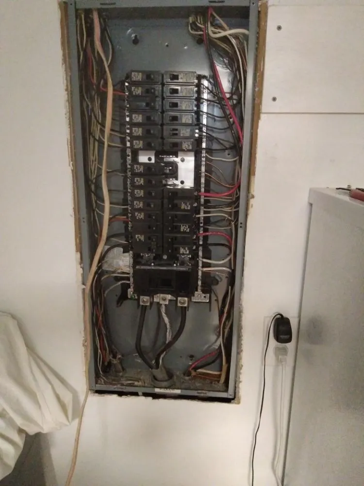 Slide of Eminent Contracting Services