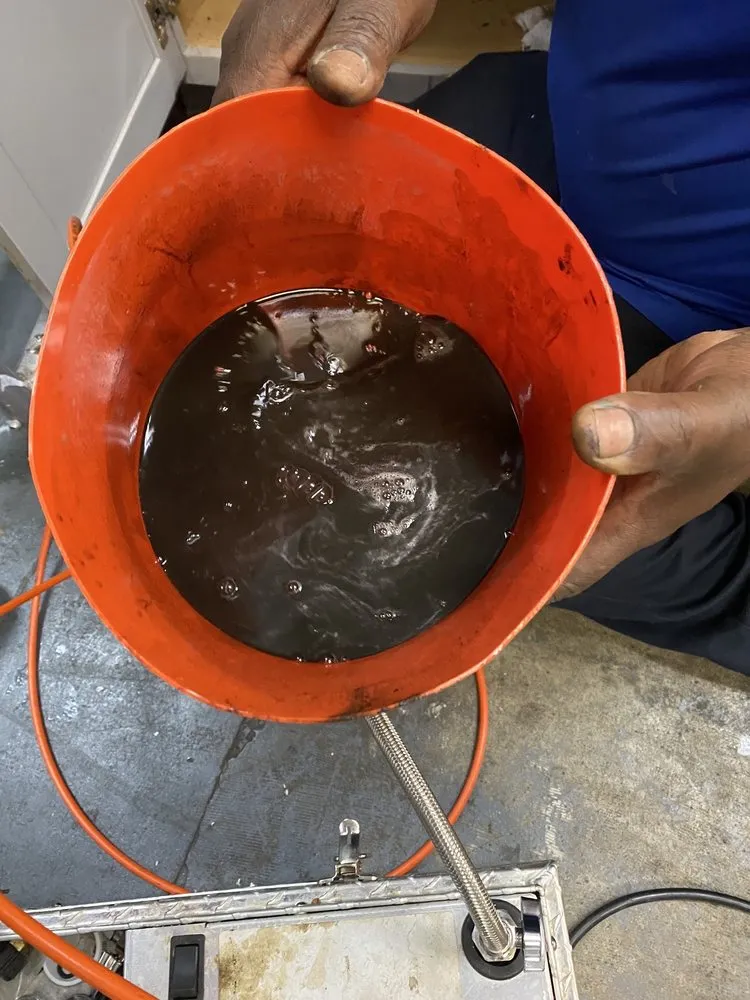 Slide of Emma Plumbing and Drain Services