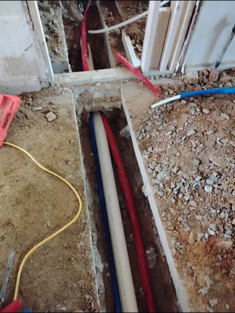 Slide of Emmanuel construction