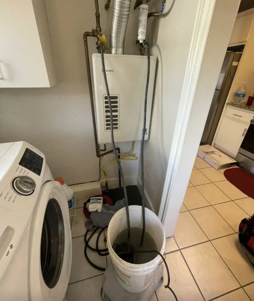 Slide of Enzo Auto Spa