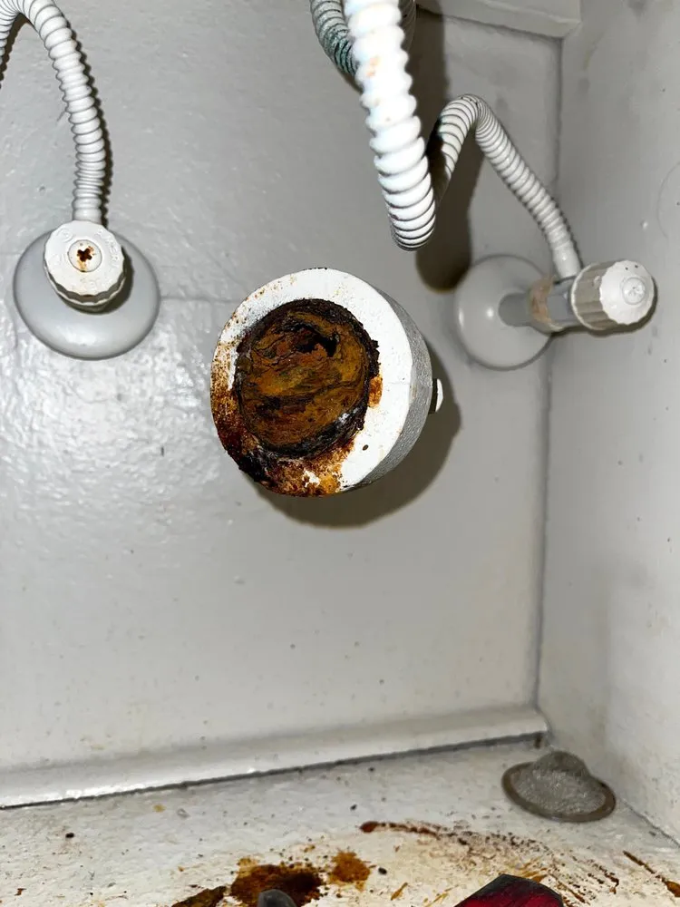 Slide of Enzo Auto Spa